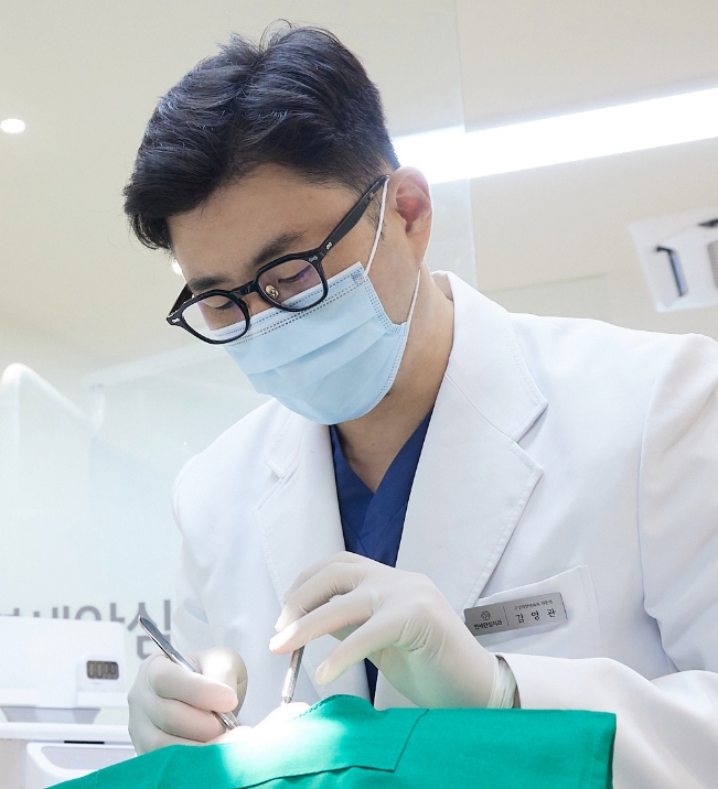 대학병원에 가지 않아도 연세안심치과에서 해결하실수 있습니다.